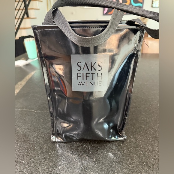 Saks Fifth Avenue Black Patent Leather Pocket Shopping Bag Tote - Picture 5 of 9